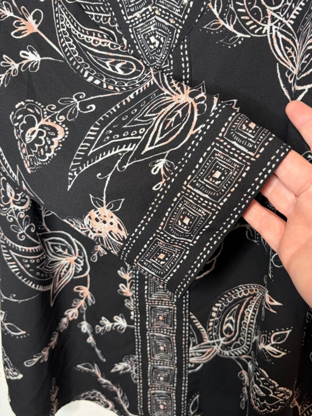 Belle Kim Gravel Bandana Print Top Black White Pink Bling Boho Chic Sz L - Picture 3 of 8